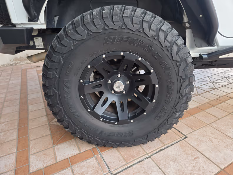 Jeep Wrangler - 26