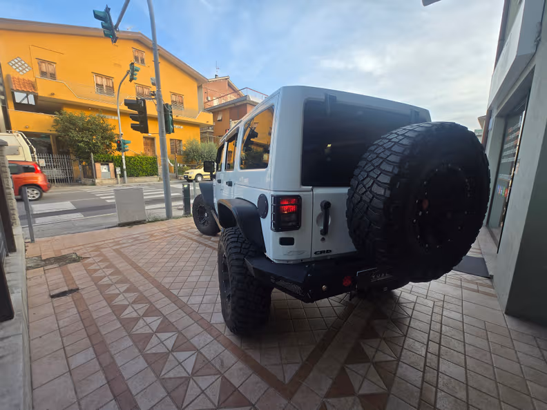Jeep Wrangler - 7