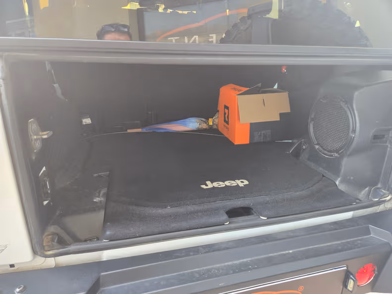 Jeep Wrangler - 25