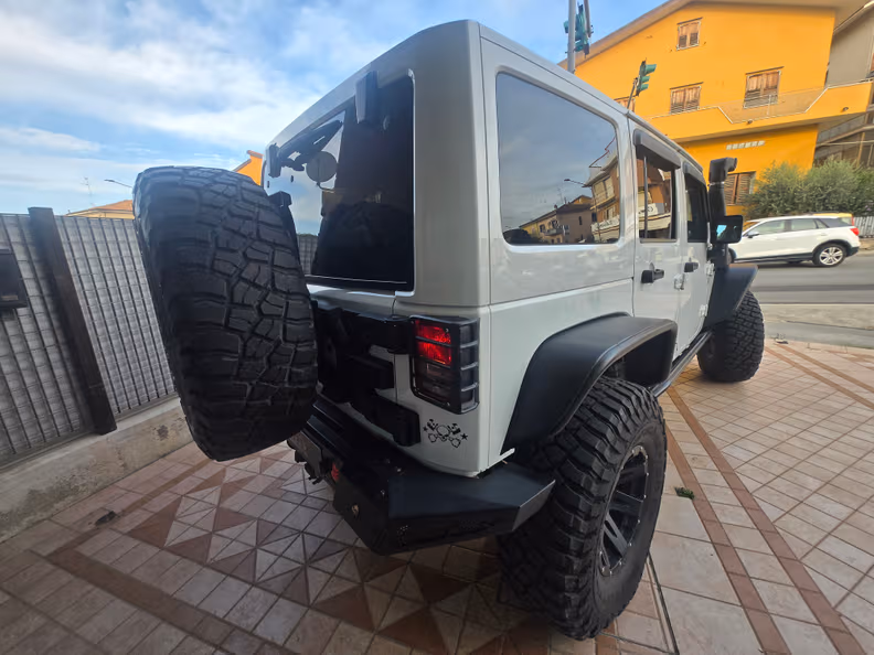 Jeep Wrangler - 6