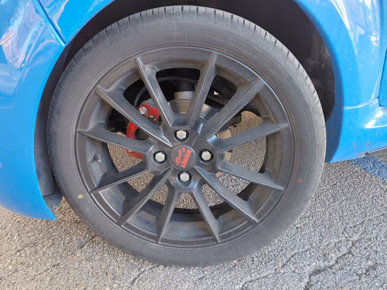 Ligier JS50 - 7