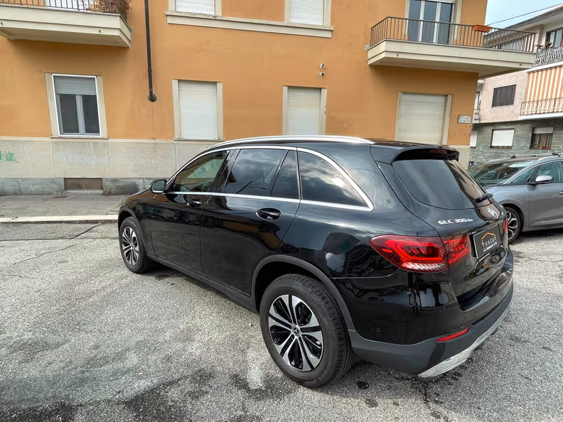 Mercedes-Benz GLC - 6