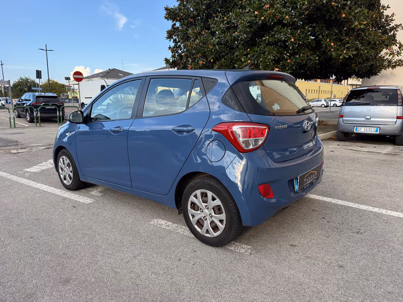 Hyundai i10 - 4