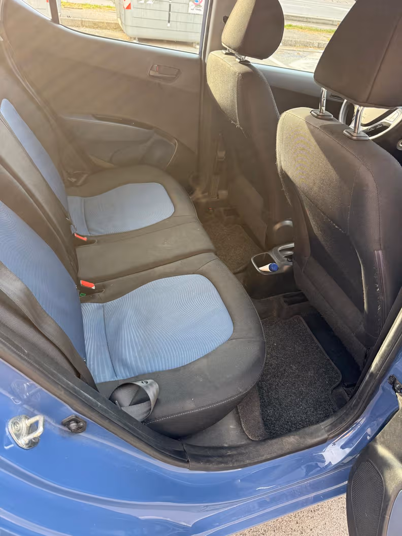 Hyundai i10 - 11