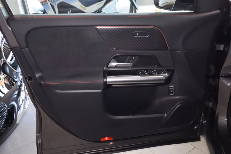 Mercedes-Benz GLA - 17