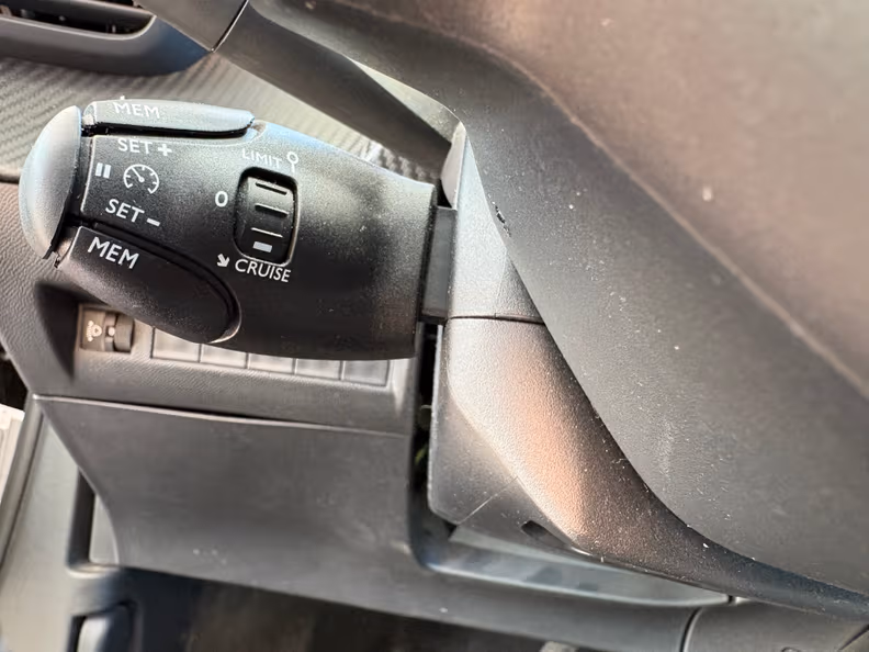 Peugeot 2008 - 19