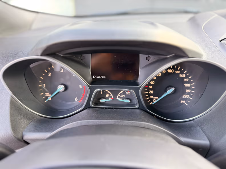 Ford Kuga - 14