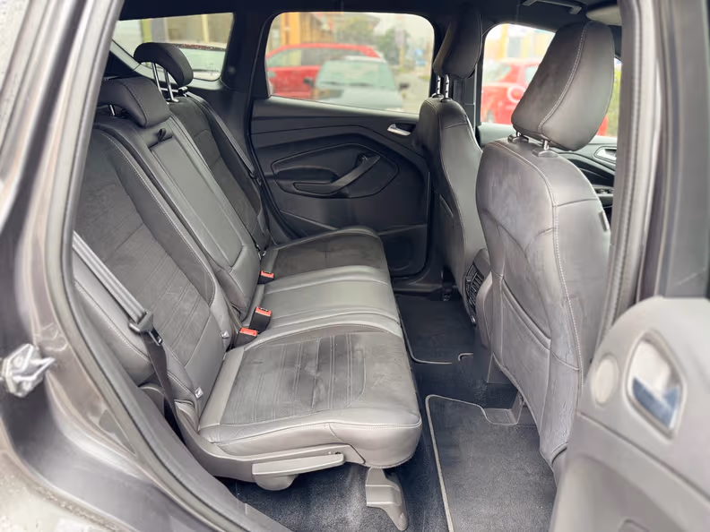 Ford Kuga - 21