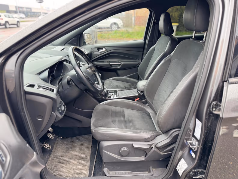 Ford Kuga - 11