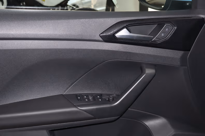 Volkswagen T-Cross - 15