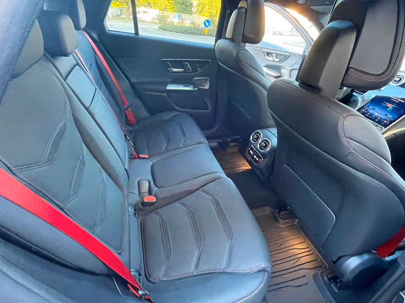 Mercedes-Benz GLC - 9