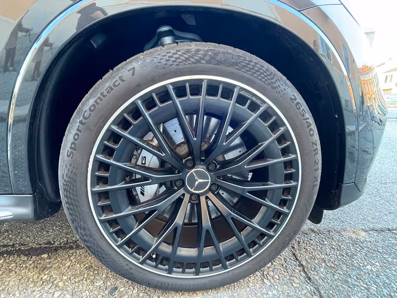 Mercedes-Benz GLC - 27