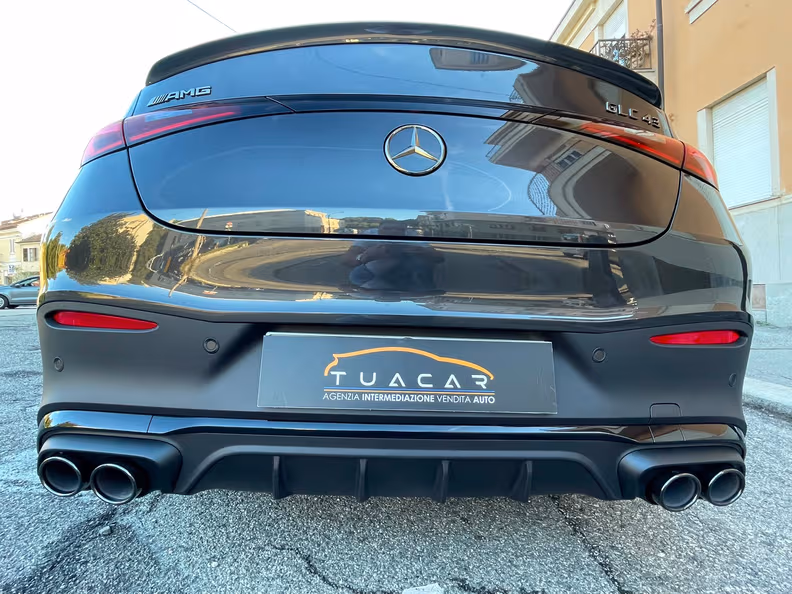Mercedes-Benz GLC - 24