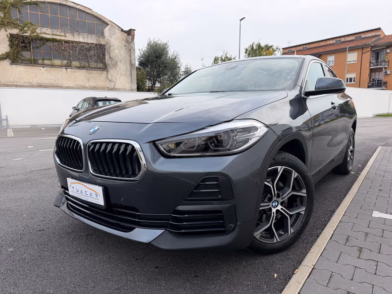 BMW X2