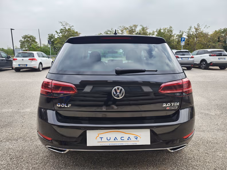 Volkswagen Golf - 4