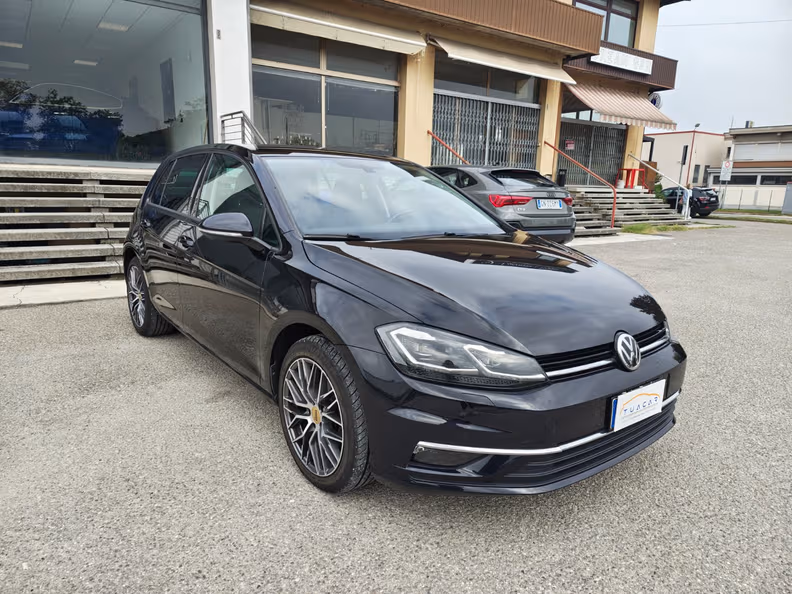 Volkswagen Golf - 7