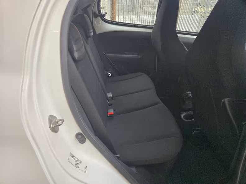 Peugeot 108 - 21