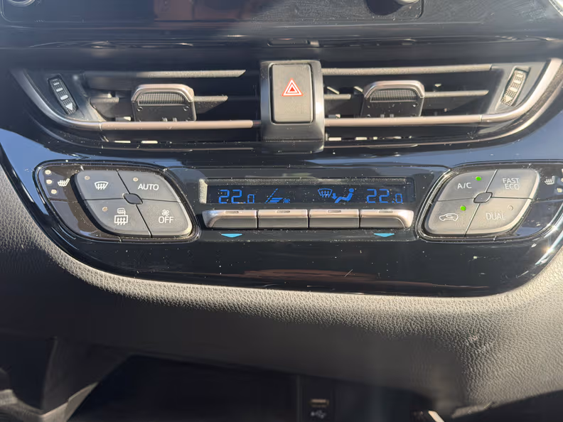 Toyota C-HR - 23