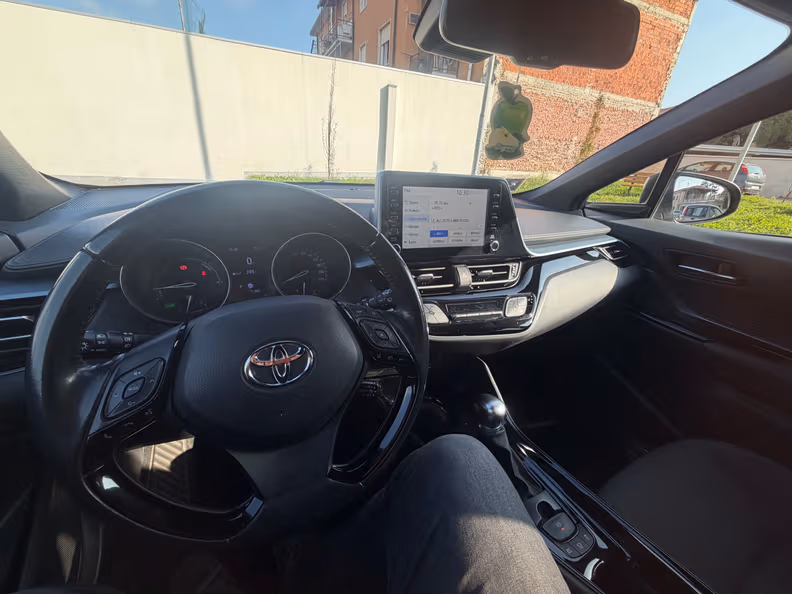Toyota C-HR - 25