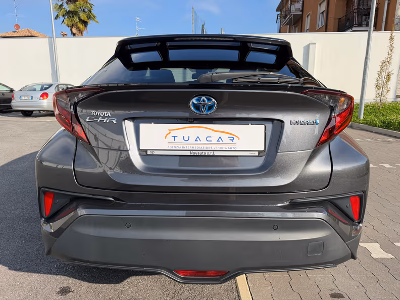 Toyota C-HR - 6