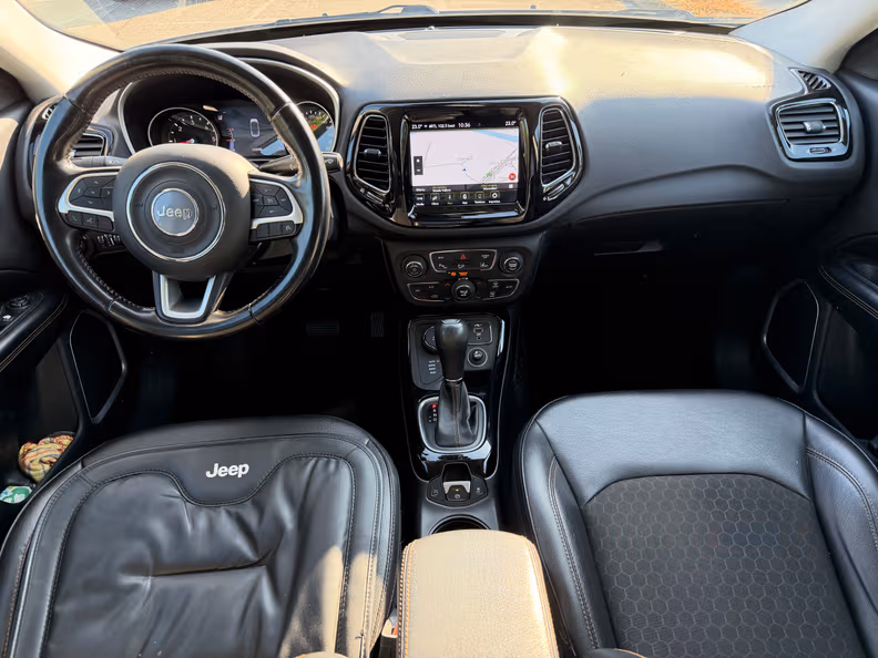 Jeep Compass - 12