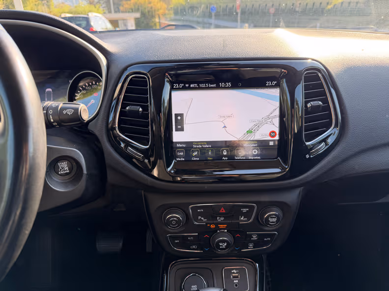 Jeep Compass - 15