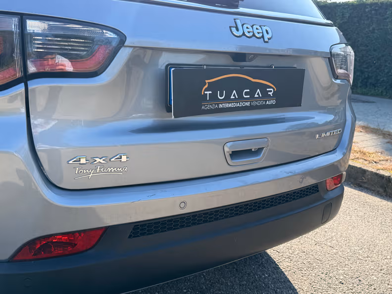 Jeep Compass - 23