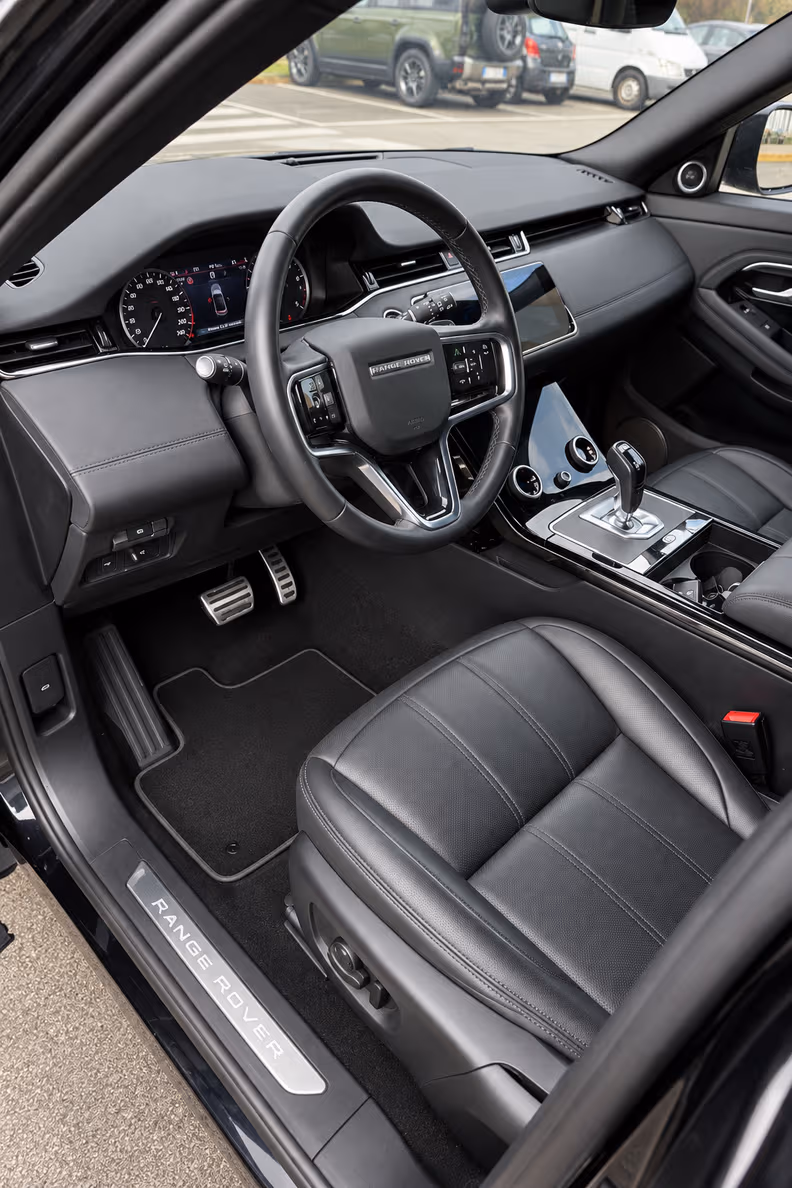 Land Rover Range Rover Evoque - 11