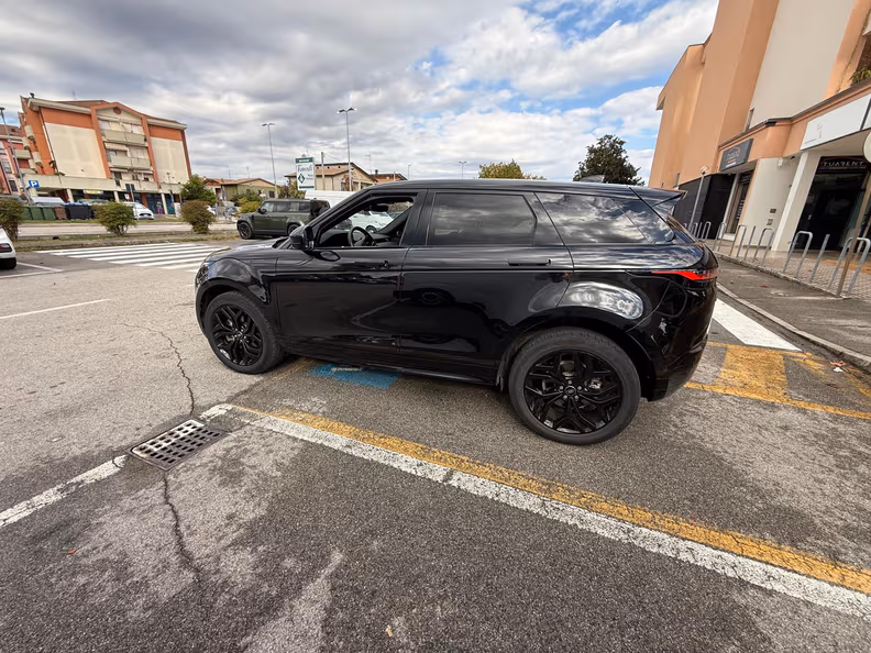 Land Rover Range Rover Evoque - 8
