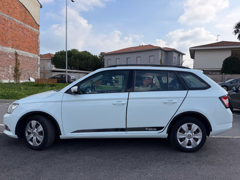 Škoda Fabia - 8