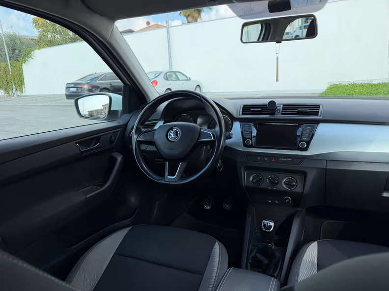 Škoda Fabia - 15