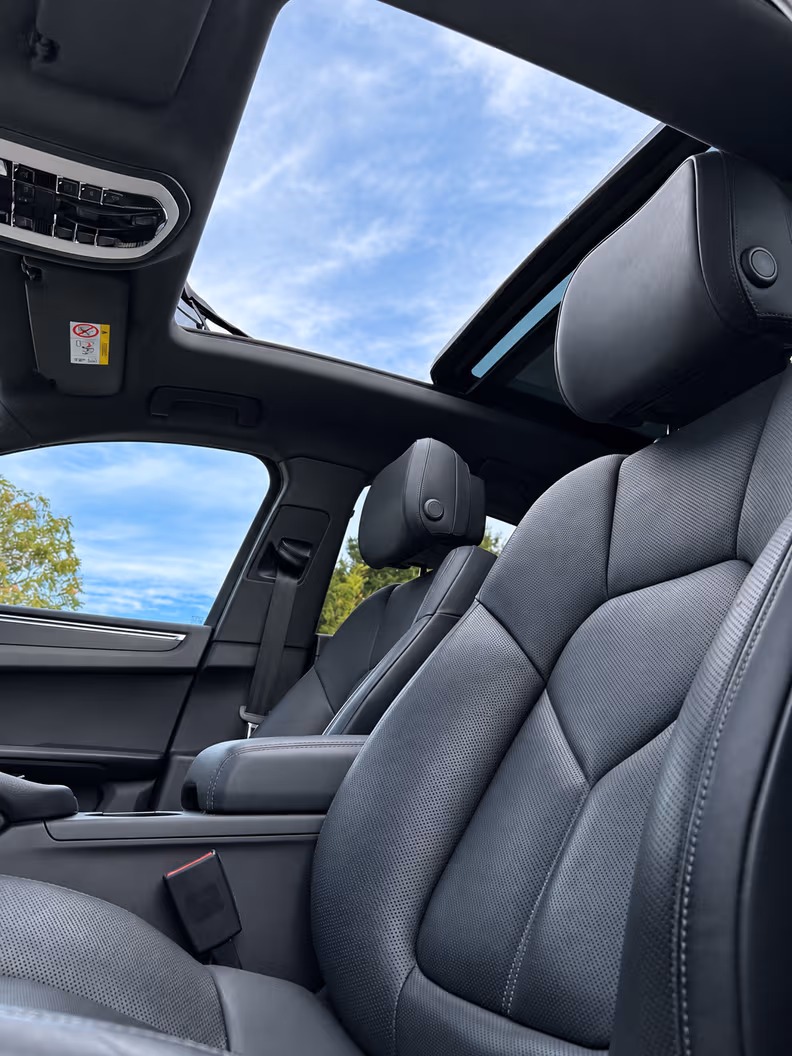Porsche Macan - 16