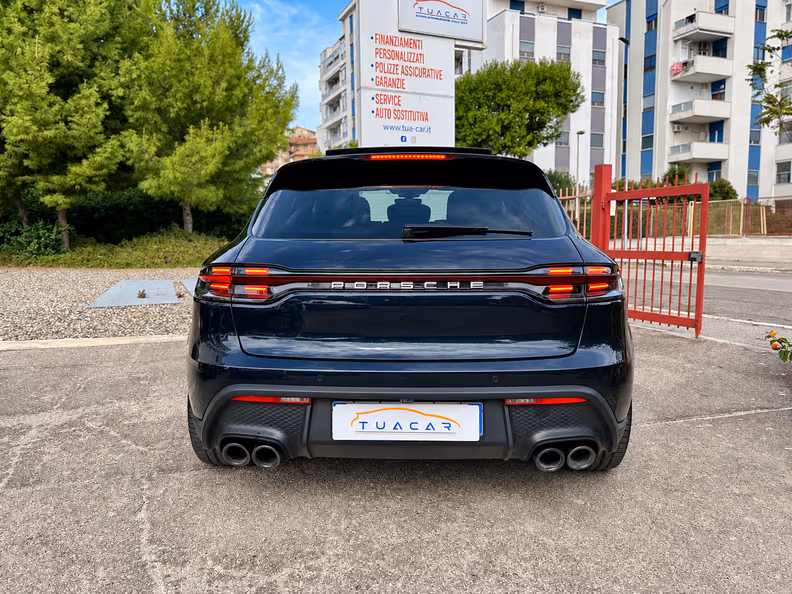 Porsche Macan - 9