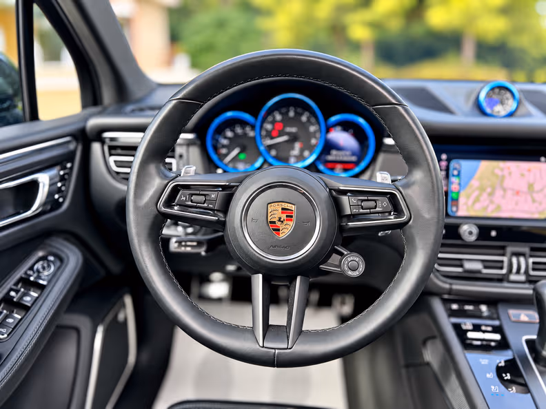 Porsche Macan - 15