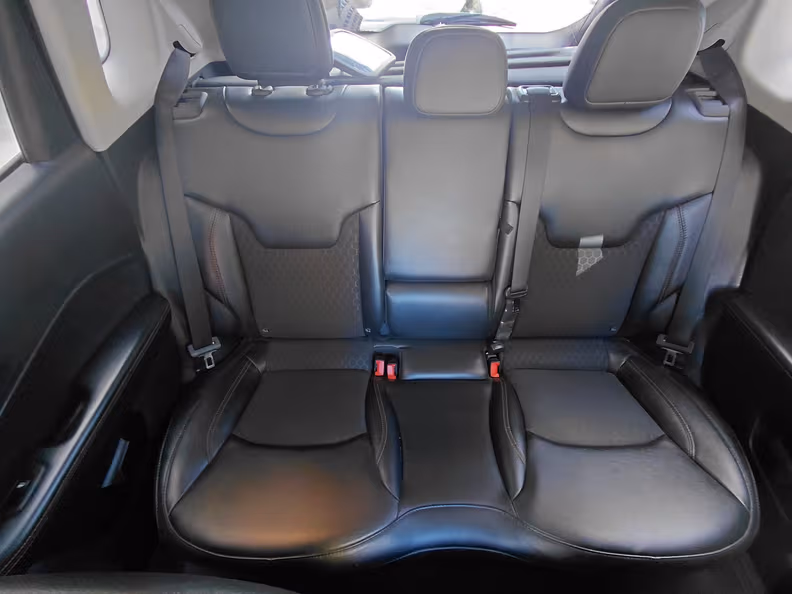 Jeep Compass - 13
