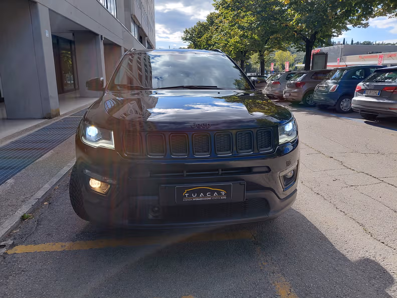Jeep Compass - 2