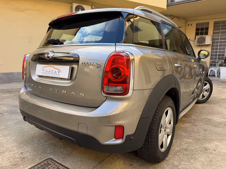Mini Countryman - 5
