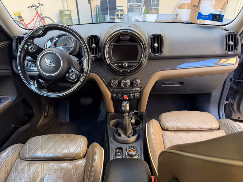 Mini Countryman - 13