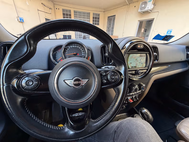 Mini Countryman - 21