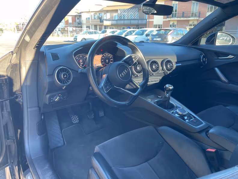 Audi TT - 9