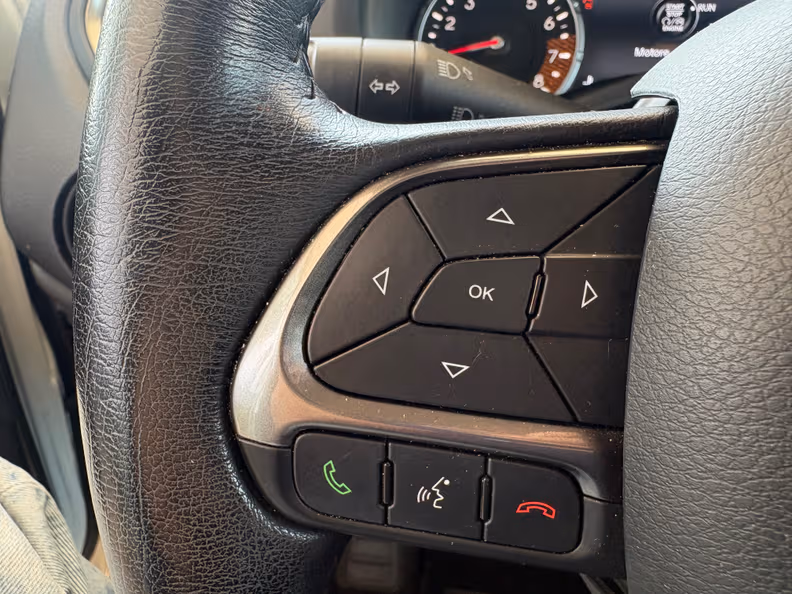 Jeep Renegade - 17