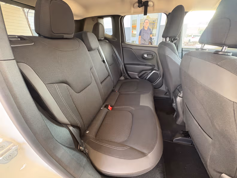 Jeep Renegade - 20