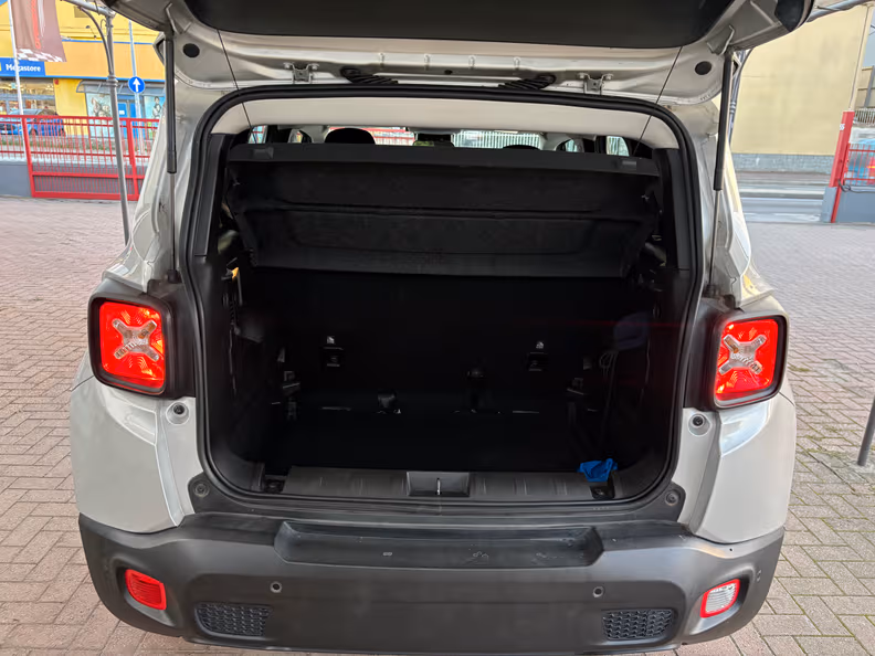 Jeep Renegade - 23