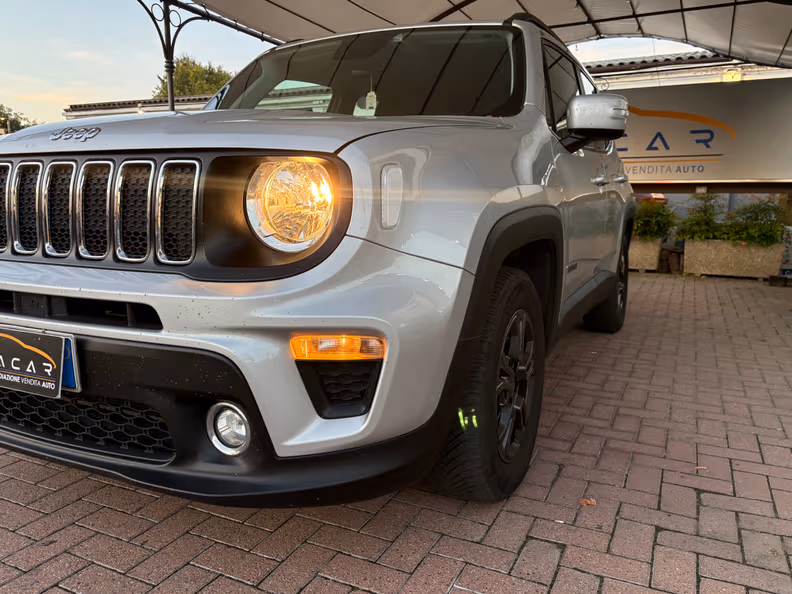 Jeep Renegade - 33