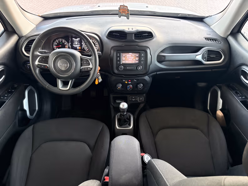 Jeep Renegade - 4