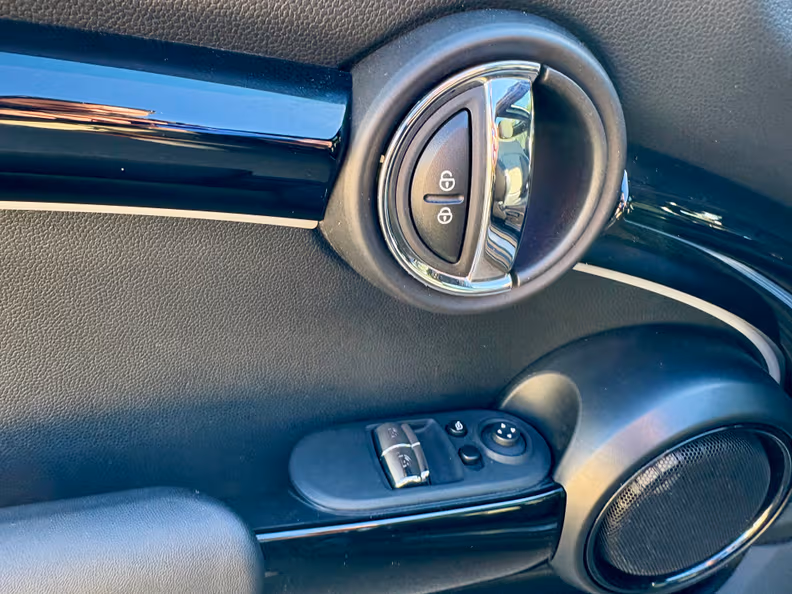 Mini Mini Full Electric - 38
