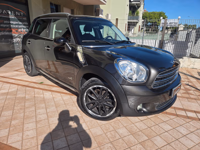 Mini Countryman - 3