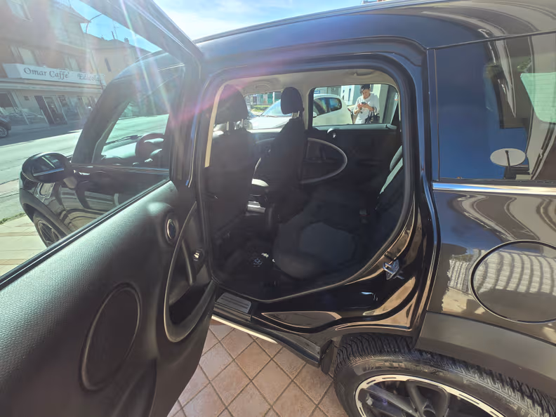Mini Countryman - 17