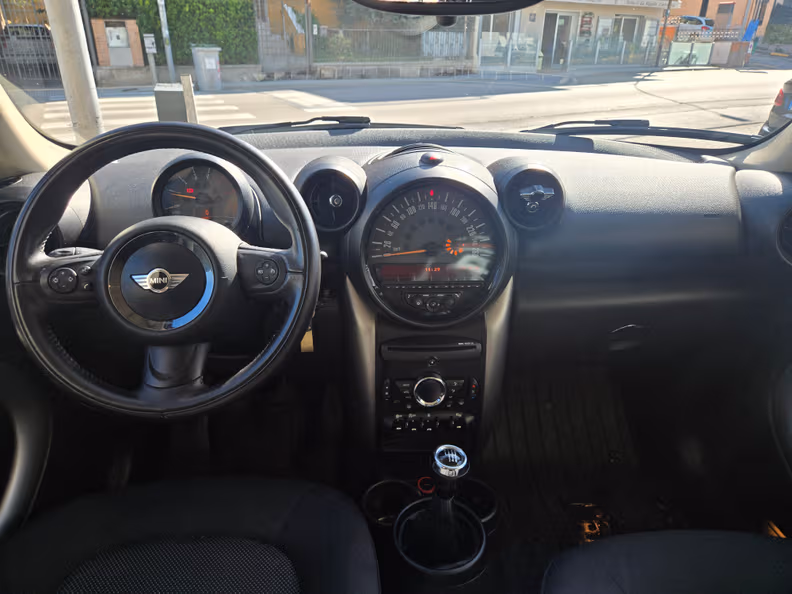 Mini Countryman - 9
