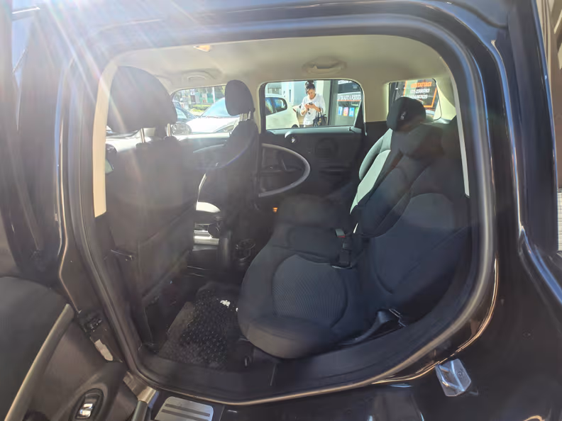 Mini Countryman - 18